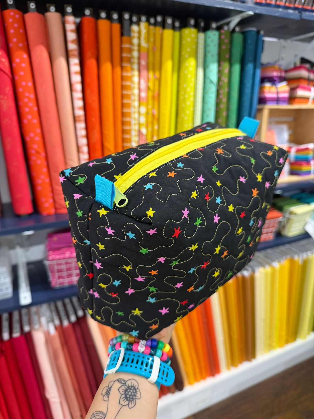 Quilted Zippy Makeup Bag: Sip & Sew Project Nights -Nov 12, 2026- IN PERSON