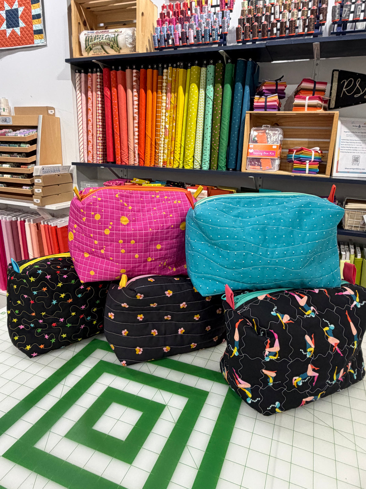 Quilted Zippy Makeup Bag: Sip & Sew Project Nights -Nov 12, 2026- IN PERSON