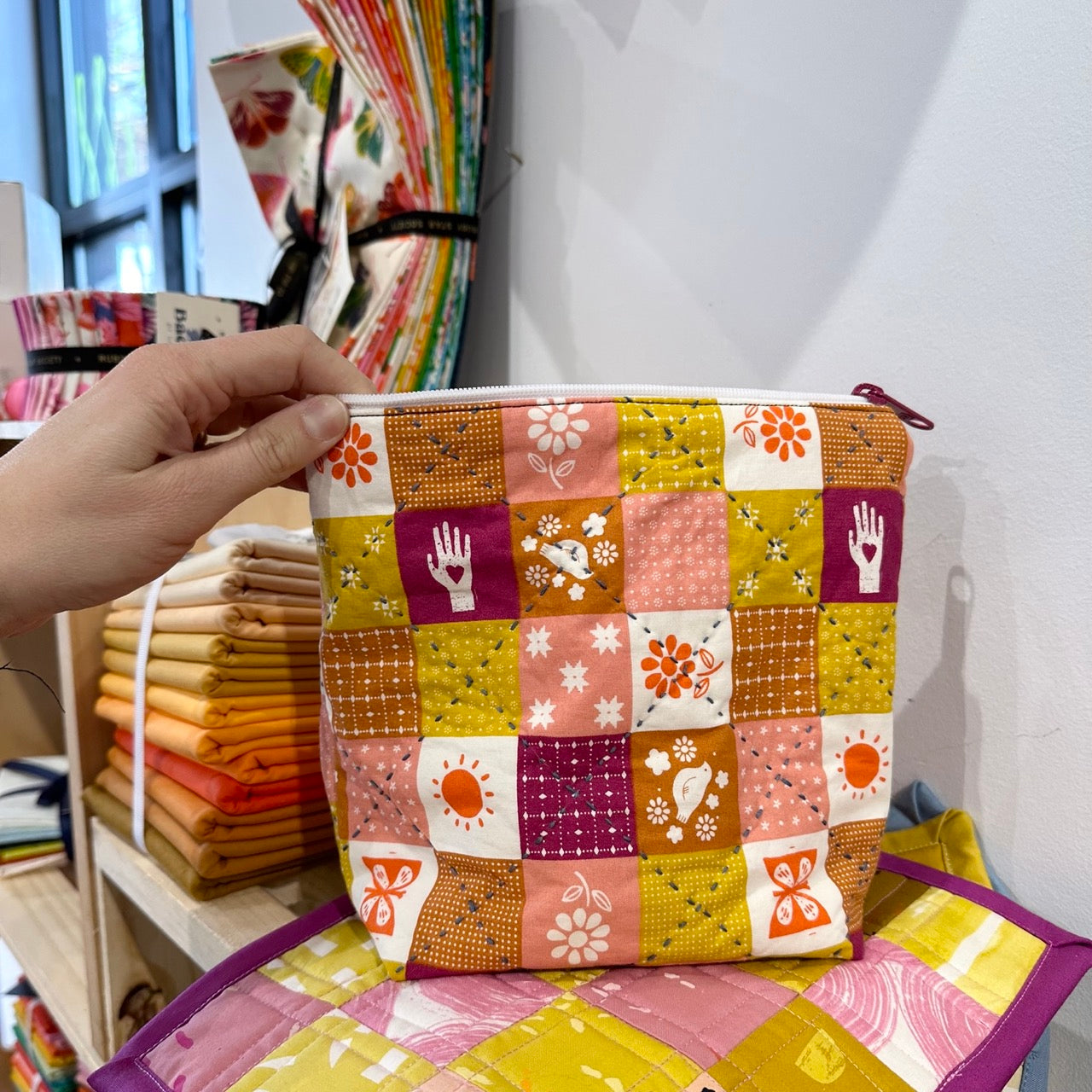 Quilted Zippy Bag: Sip & Sew Project Nights -Sept 17, 2026- IN PERSON